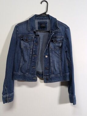 The Limited Vintage Denim Jacket. Size M